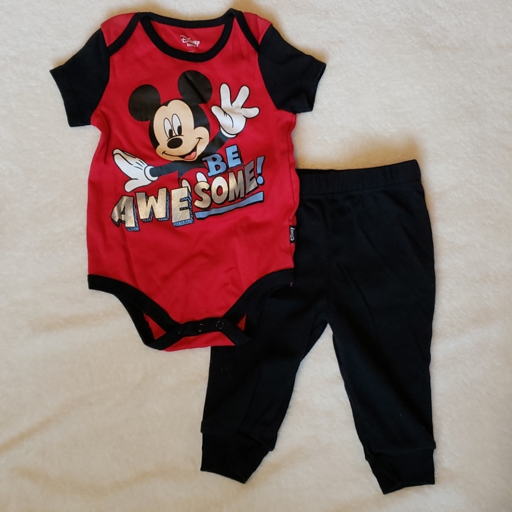 Mickey outfit
